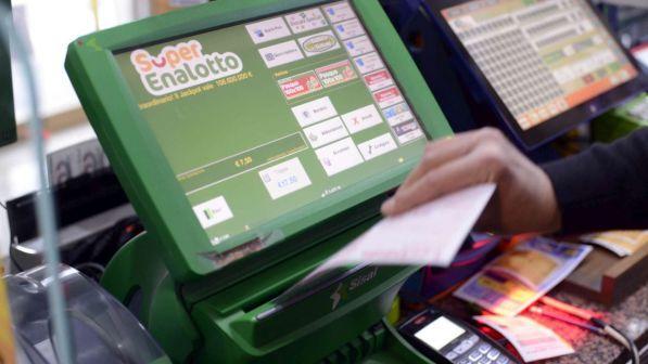 Superenalotto, la sestina vincente: 27 - 28 - 42 - 63 - 78 - 86
