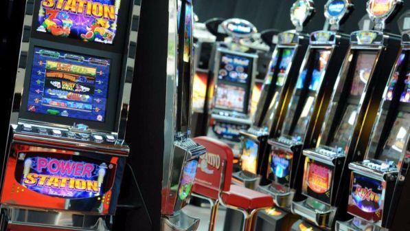 Ladra per dipendenza dal gioco d'azzardo, assolta dal tribunale perché "malata di ludopatia"