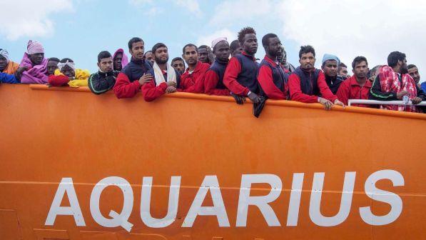 Migranti, la Corsica pronta ad aprire porto per soccorsi ad Aquarius