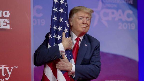 Corte Suprema dà ragione a Trump: ok a limiti di asilo per migranti