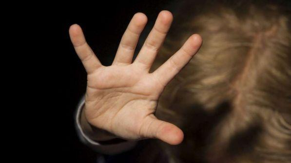 Pedopornografia: video abusi su neonati, 6 arresti polizia postale