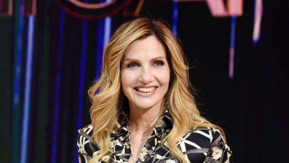 Lorella Cuccarini, gaffe sulle elezioni: "Non votavamo da 10 anni"