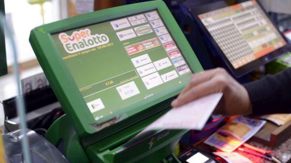 Superenalotto, la combinazione vincente: 1 - 20 - 26 - 54 - 59 - 74