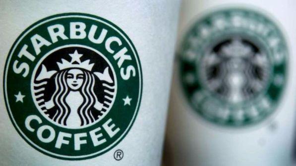 Trump, Starbucks: "Assumeremo 10mila rifugiati". E anche Google e Ford...