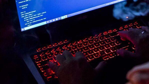 Usa, cittadino cinese arrestato per spionaggio