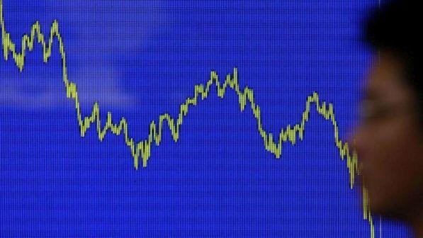 Borsa, Tokyo chiude in forte calo: l'indice Nikkei perde il 2,21%