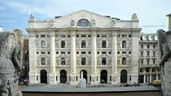 Borsa, chiusura positiva per Milano: Ftse Mib +0,8%