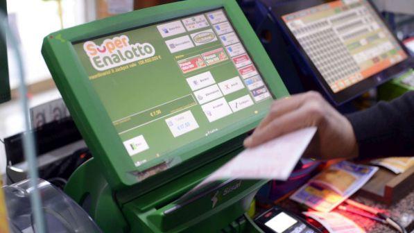Superenalotto, la combinazione vincente: 12, 17, 20, 62, 80, 88