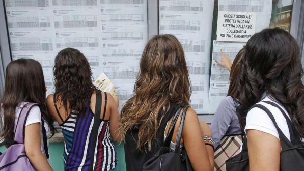 Scuola, da Cdm via libera a 57.322 assunzioni di personale docente