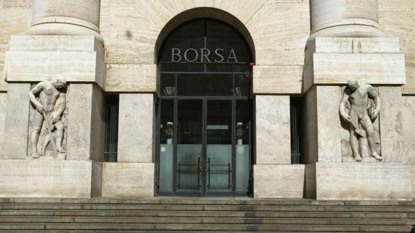 Borsa, Piazza Affari chiude in negativo: Ftse Mib -0,13%
