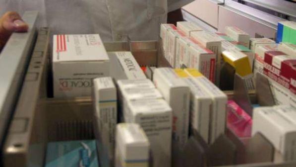 Denigrarono farmaco, rischio processo per vertici Roche e Novartis