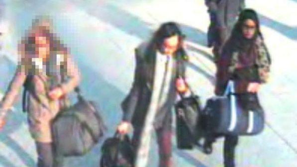 "La strage di Manchester è stata giusta", a dirlo Shamima Begum, la 19enne inglese che si era unita all'Isis