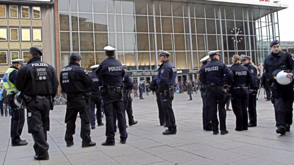 Molestie di Capodanno in Germania: 1.200 le donne aggredite, solo 4 le condanne