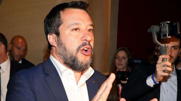 Roma, busta con proiettile a Matteo Salvini: "Non mi fanno paura"