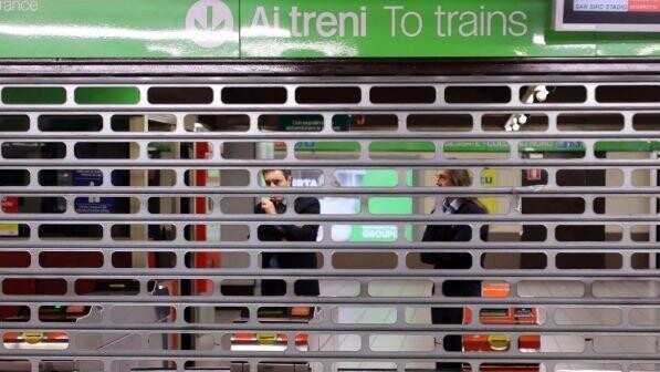 A Milano, Monza e Como sciopero dei mezzi pubblici. E da lunedì scatta l'aumento dei biglietti