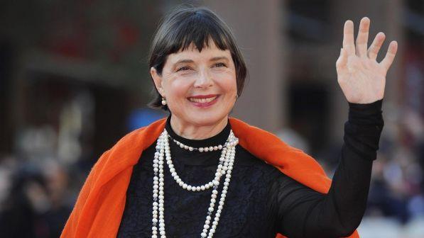 Isabella Rossellini in controtendenza: "Io stuprata ma non denuncio ora"