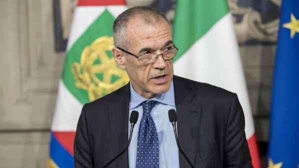 Cottarelli: "Serve una drastica riduzione della burocrazia"
