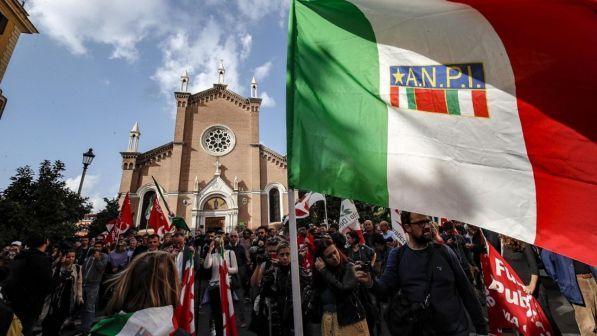 I partigiani denunciano CasaPound e Forza Nuova per atti di intimidazione, violenza e per apologia di fascismo