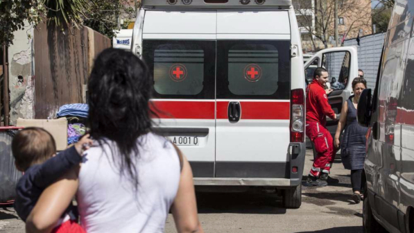 Bergamo, bimbo di 9 anni cade dal lucernario di una chiesa: ha riportato un trauma cranico, è gravissimo
