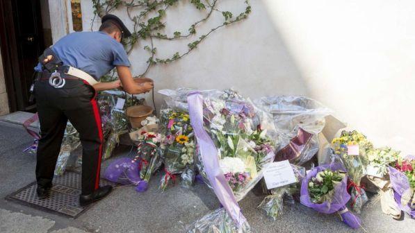 Carabiniere ucciso, altra prof nella bufera per un post sui social
