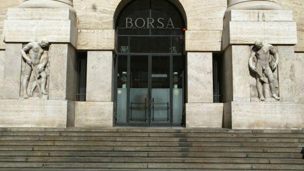 Borsa, Piazza Affari chiude in rialzo: Ftse Mib +0,42%