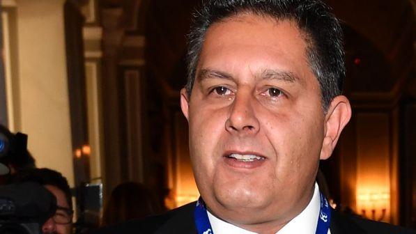 Toti: "L'Italia dev'essere sovranista e dettare le regole all'Ue"