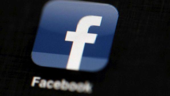 Ivrea, su Fb scrisse insulti omofobi contro il datore di lavoro: 20 giorni di carcere