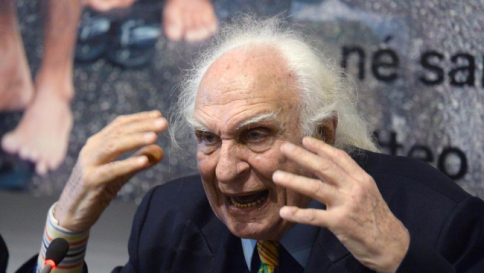 Pannella malato, sostegno e affetto dal mondo della politica