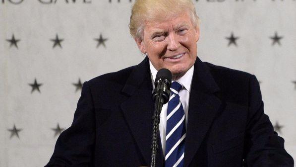 Media: Trump lavora a decreto per stop ingresso rifugiati siriani
