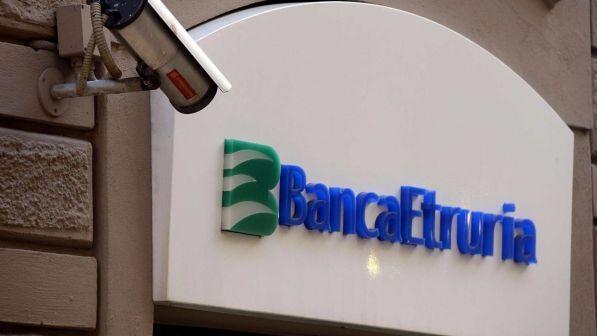 Banca Etruria, chiesti 500 milioni di danni agli ex vertici: "Errori madornali"