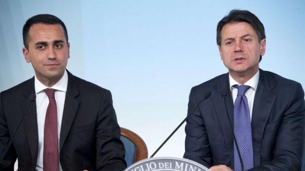 Caso Diciotti: gli atti di Conte, Di Maio e Toninelli al pm di Catania | Si va verso l'apertura di un fascicolo