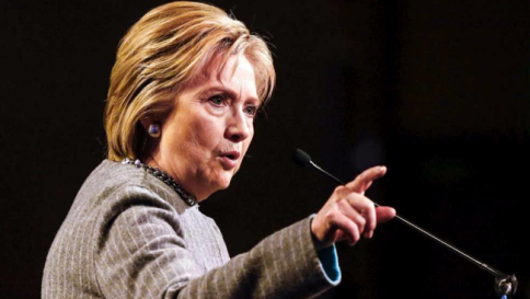 Clinton a Europa:stop soldi a Isis