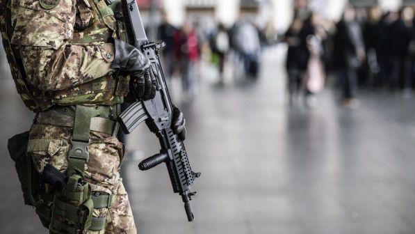 Milano, sicurezza: pattuglie miste con soldati in via Padova