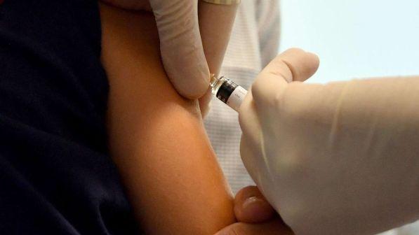 Vaccini, divieto di accesso a scuole infanzia rinviato a 2019-2020