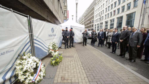 Belgio,minuto di silenzio per morti