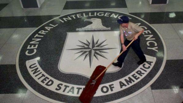 Media Usa: Trump ha piano cambiamenti per agenzie intelligence