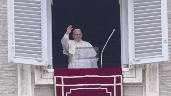 Migranti, Papa Francesco: protezione, difesa e integrazione bimbi