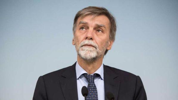 Fuorionda di Delrio: "Renzi tratta scissione come una cosa normale"