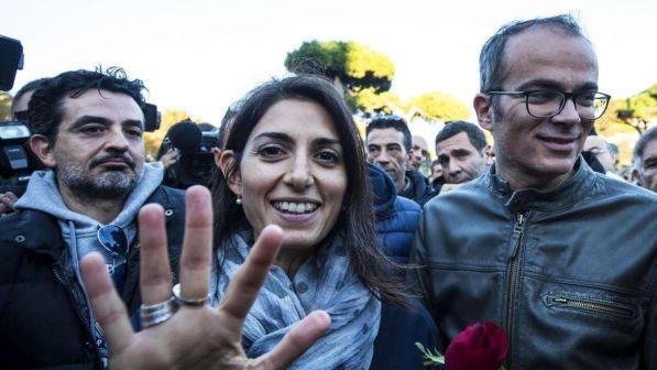 Raggi dopo l'assoluzione: "Avanti a testa alta"