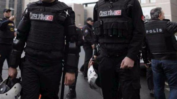 Istanbul, media: sparatoria in un ristorante, due i feriti