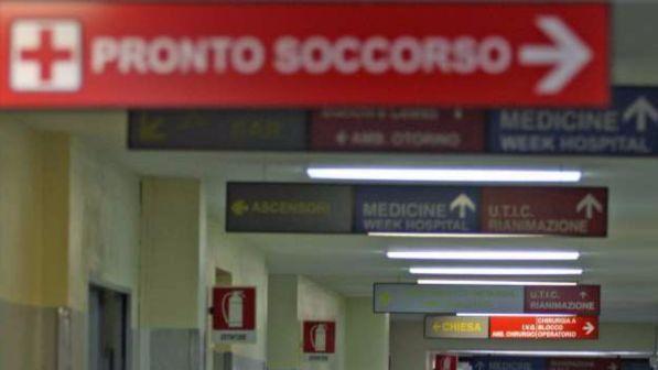 Siracusa, incendio in un reparto dell'ospedale: evacuati i pazienti