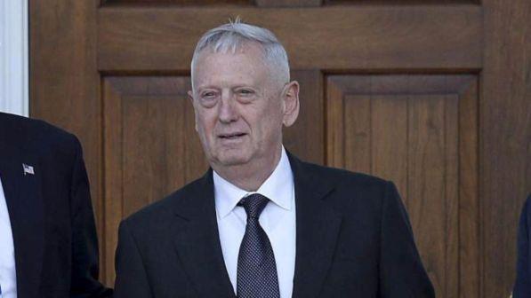 Afghanistan, il segretario alla Difesa Usa a sorpresa a Kabul