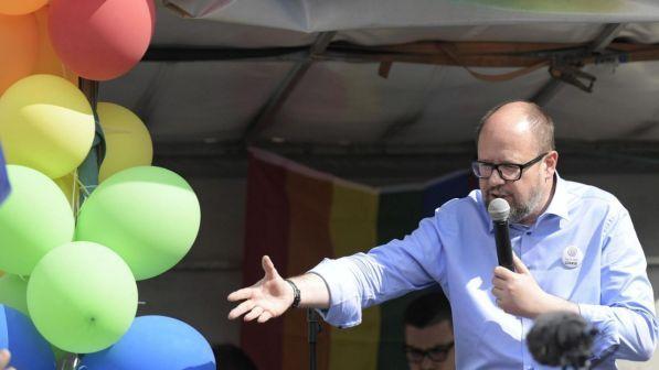 Polonia, morto il sindaco di Danzica: era stato accoltellato