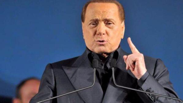 Silvio Berlusconi: "Il referendum potrebbe dar vita a una dittatura della sinistra"