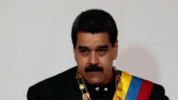Venezuela, Parlamento dichiara illegale criptovaluta di Maduro