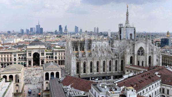 Inps: "Un super-ricco su due vive a Milano"