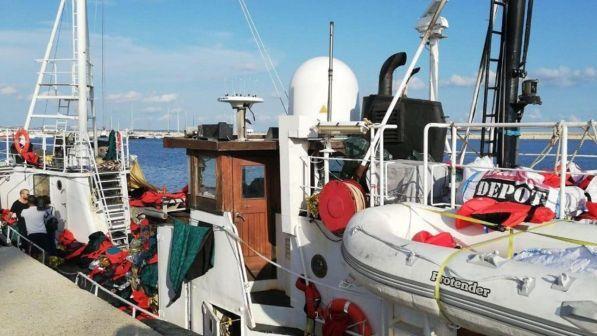 Migranti, indagati il comandante e il capo missione di Eleonore
