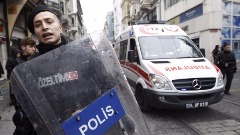 Istanbul, media: kamikaze è turco