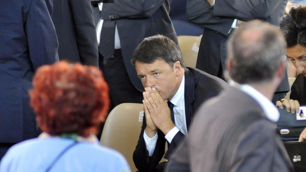 Terremoto, Matteo Renzi a parenti vittime: "Io vi aiuterò"