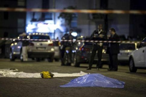 roma, auto, rom, pedoni, filippina, investita, morta, pirata